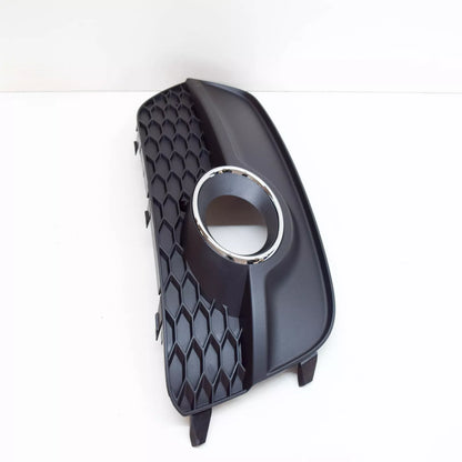 NEW AUDI Q3 8U FRONT BUMPER LEFT FOG LIGHT GRILLE  8U0807681ESP9 ORIGINAL