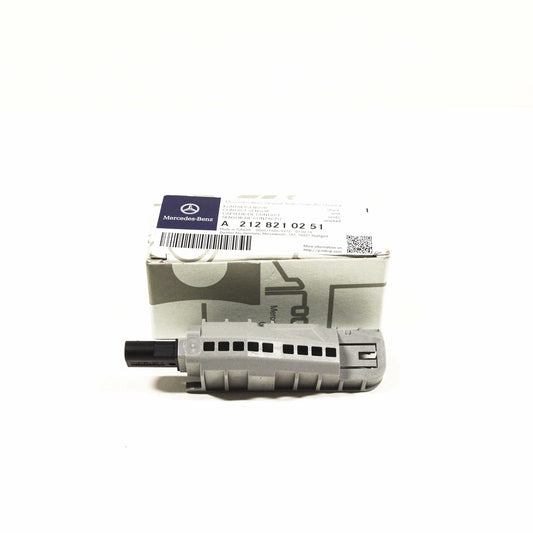 NEW MERCEDES-BENZ E-CLASS W212 BONNET CONTACT SWITCH A2128210251 ORIGINAL
