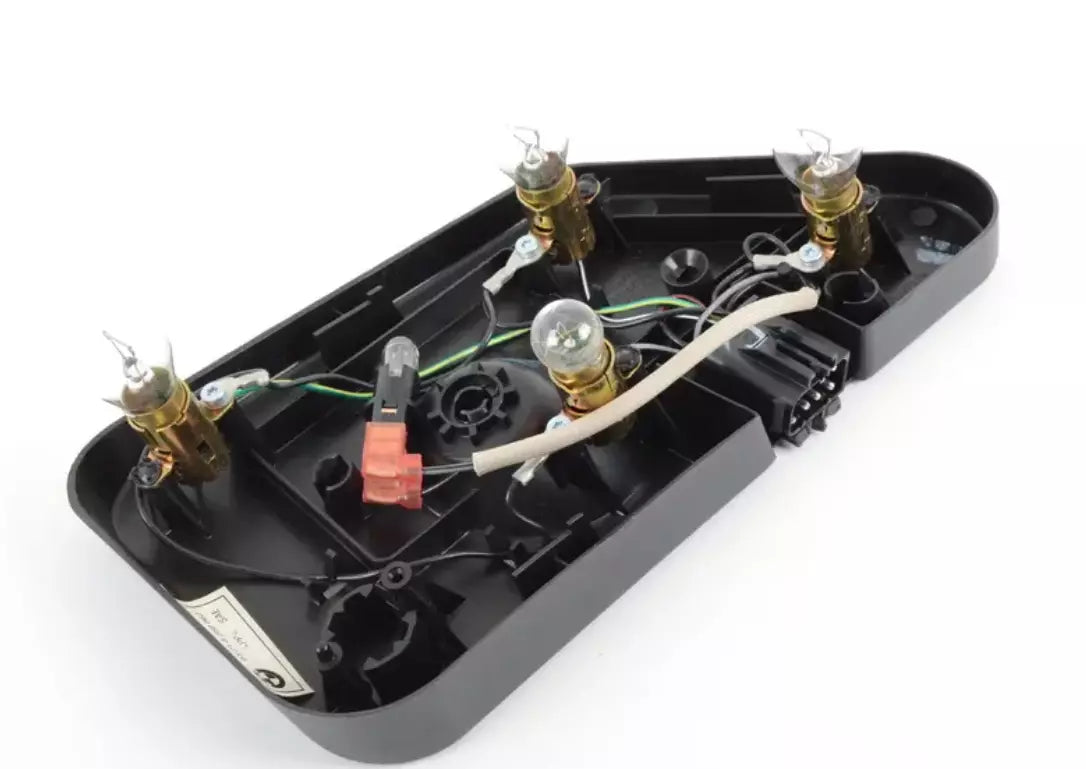 NEW BMW Z3 COUPE E36 REAR RIGHT LIGHT BULB SOCKET 63218389862 8389862 ORIGINAL