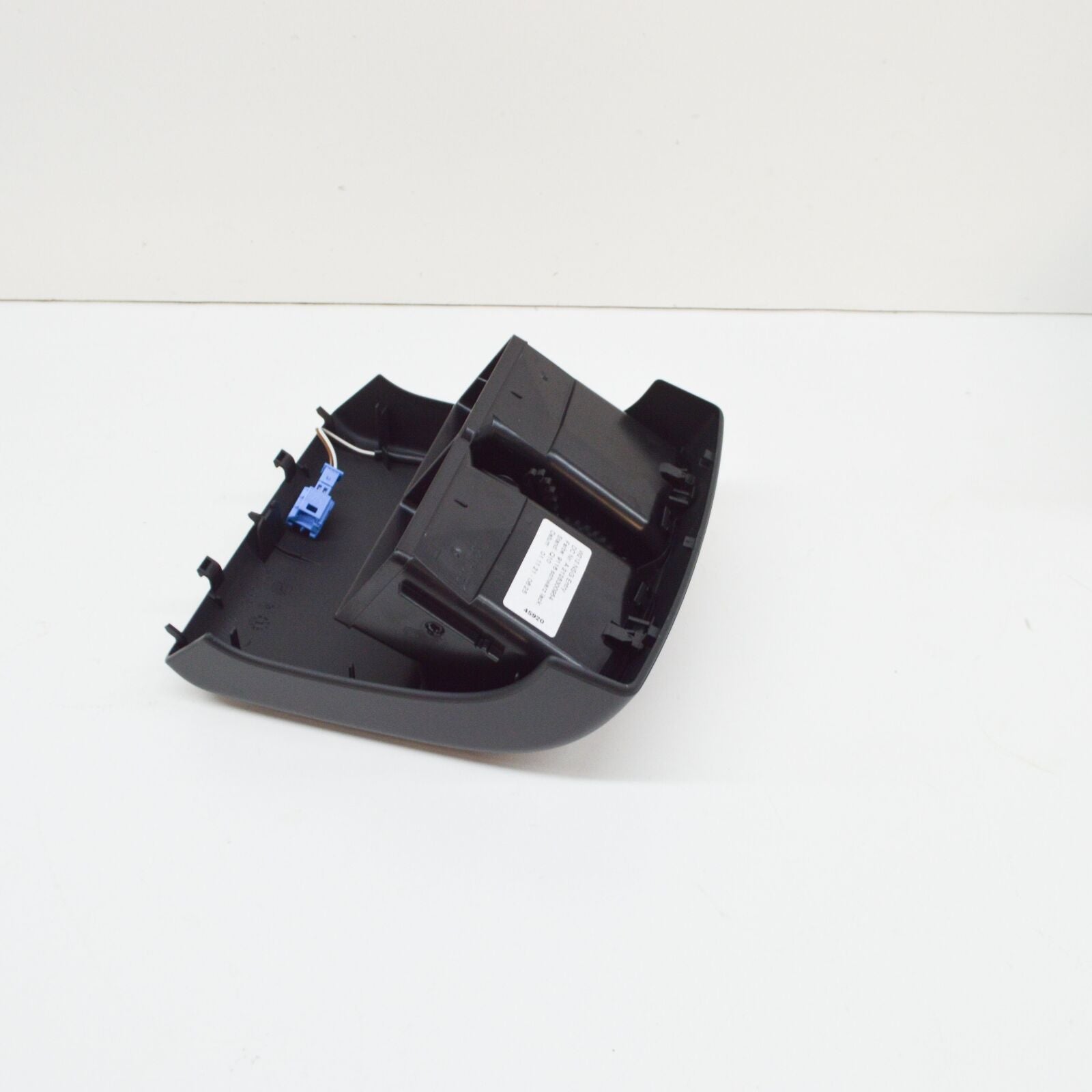 NEW MERCEDES-BENZ E W212 CENTER CONSOLE REAR AIR VENT A21283009549116 ORIGINAL