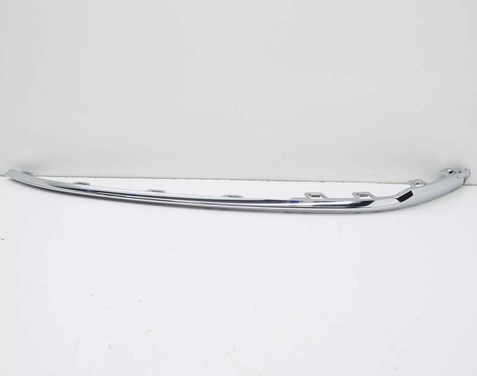 NEW VOLKSWAGEN PASSAT B8 FRONT LEFT BUMPER MOLDING 3G0853253D2ZZ ORIGINAL