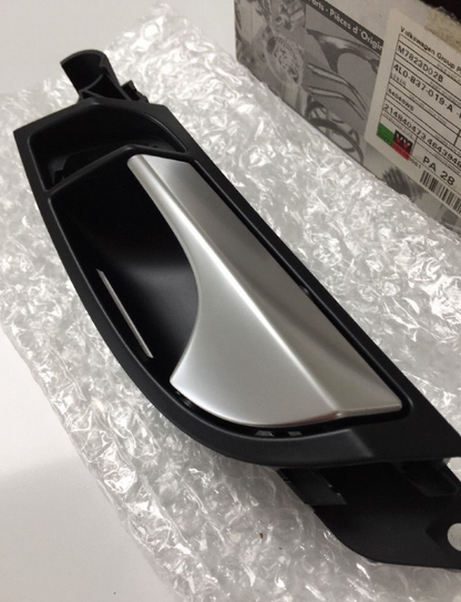 NEW AUDI Q7 4L FRONT LEFT INTERIOR DOOR PULL HANDLE 4L0837019AH77 ORIGINAL