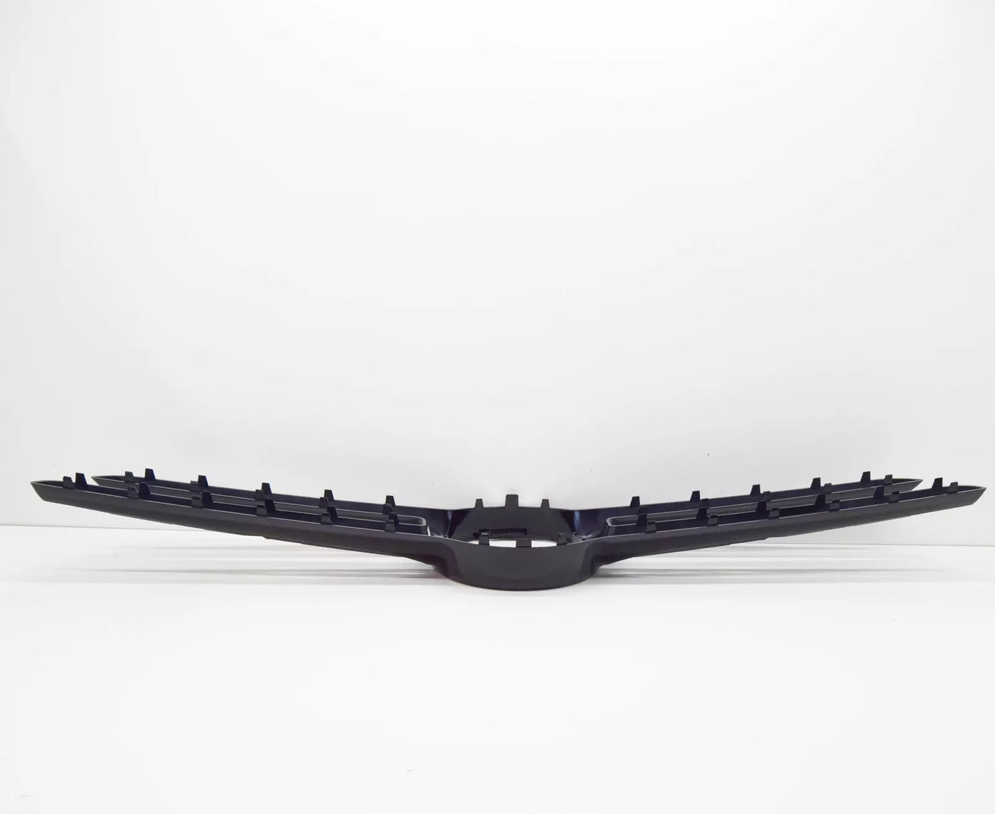 NEW MERCEDES-BENZ B W246 RADIATOR GRILLE TRIM MOLDING A2468880273 ORIGINAL