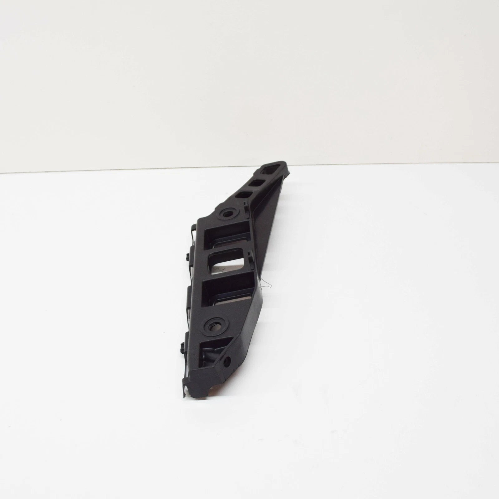 NEW VW SCIROCCO MK3 FRONT BUMPER LEFT SIDE GUIDE PROFILE 1K8807183B ORIGINAL