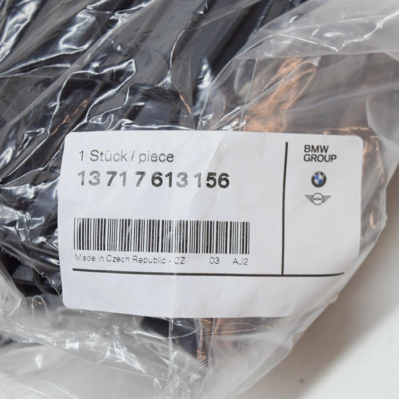 NEW BMW 4 CABRIO F33 AIR SUPPLY HOSE PIPE 13717613156 7613156