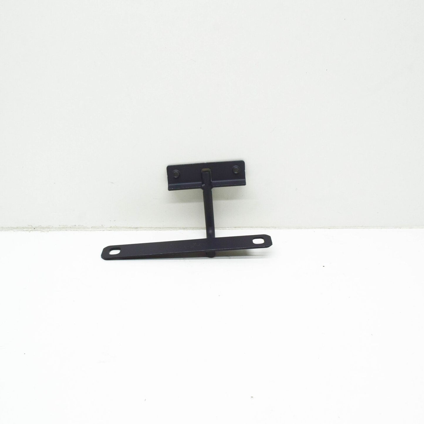 NEW MERCEDES-BENZ C W206 FRONT REINFORCEMENT STRIKER A2068980100 ORIGINAL