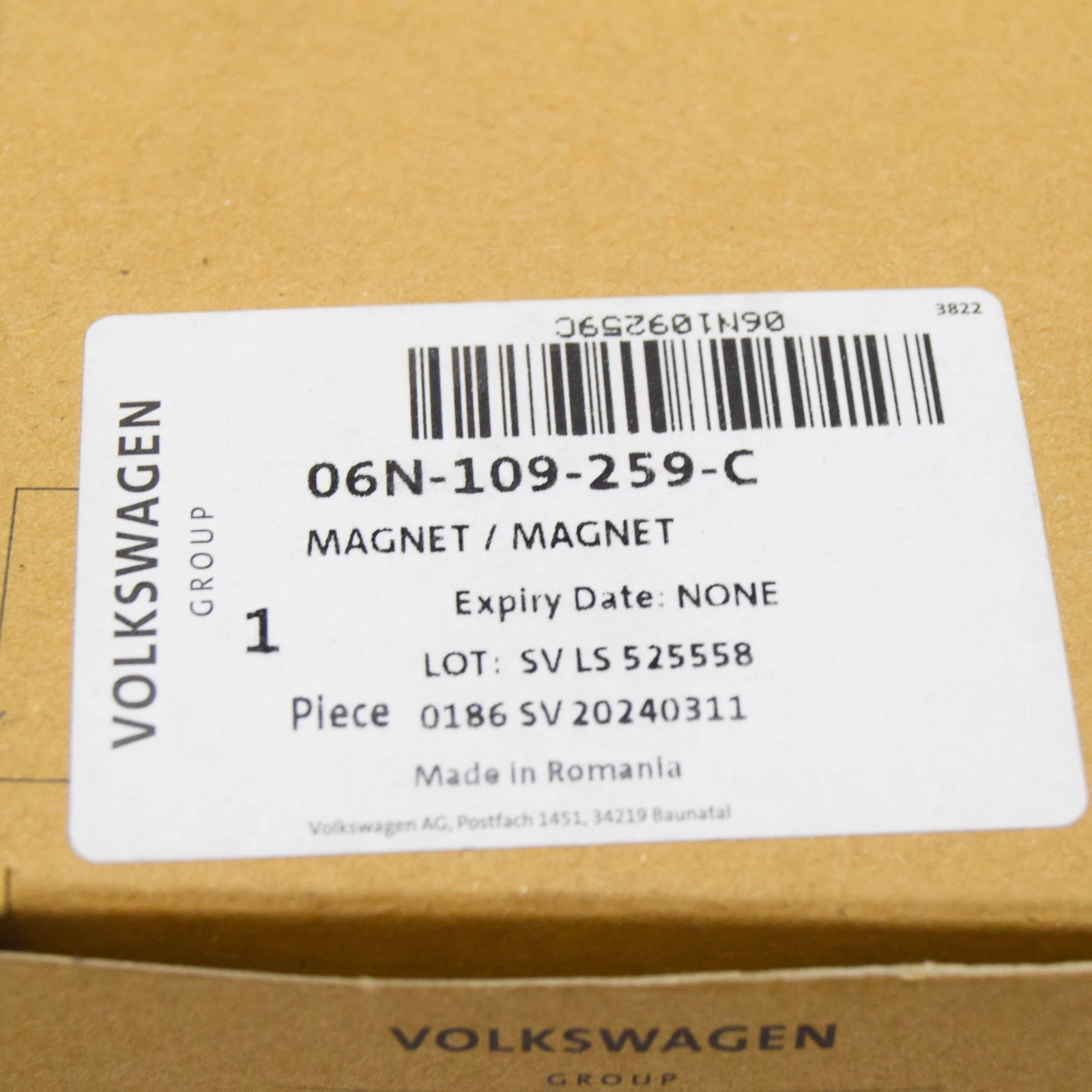 NEW CUPRA FORMENTOR CYLINDER HEAD COVER MAGNET 06N109259C ORIGINAL