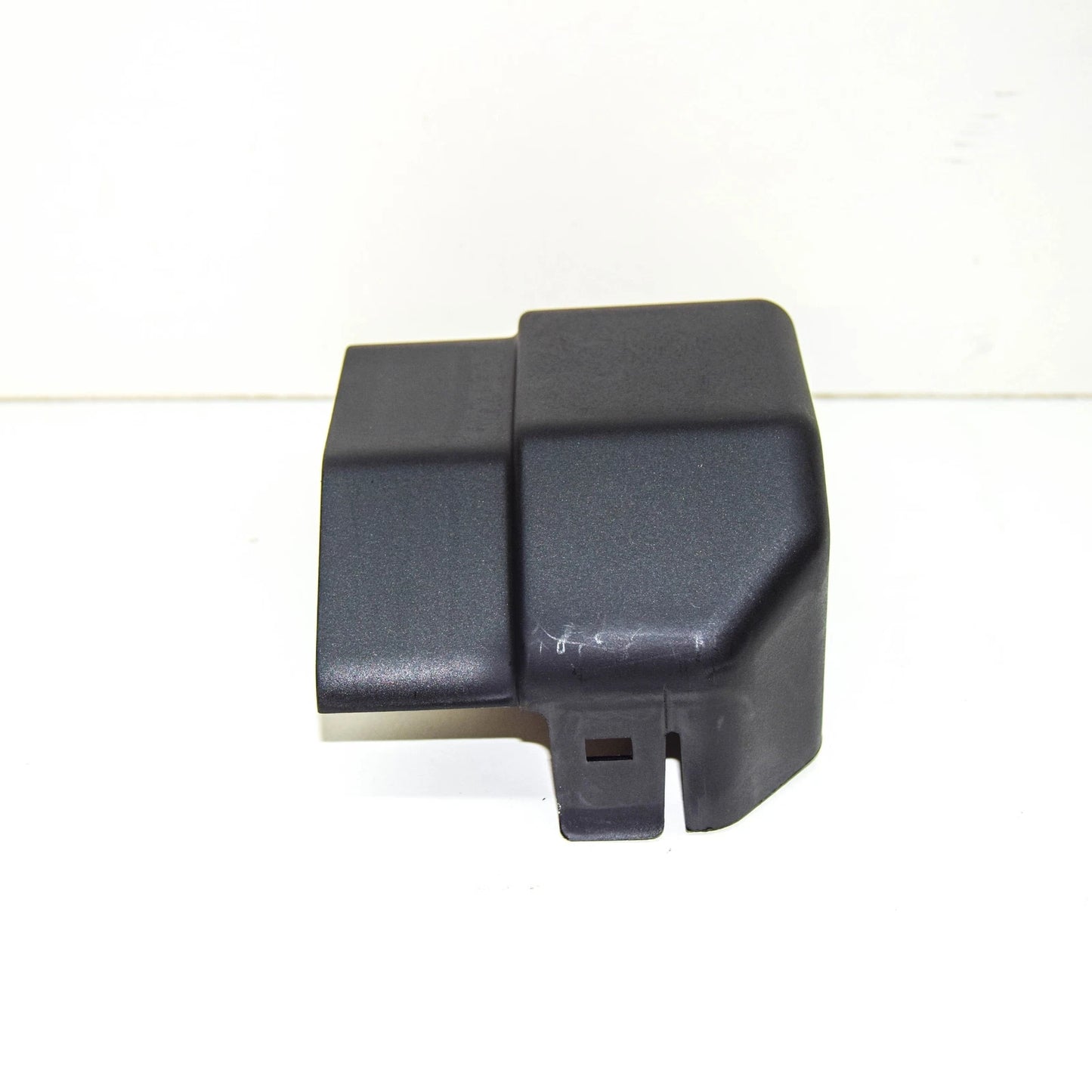 NEW BMW 3 E30 IGNITION WIRING PROTECTION CAP 12121715497 1715497 ORIGINAL