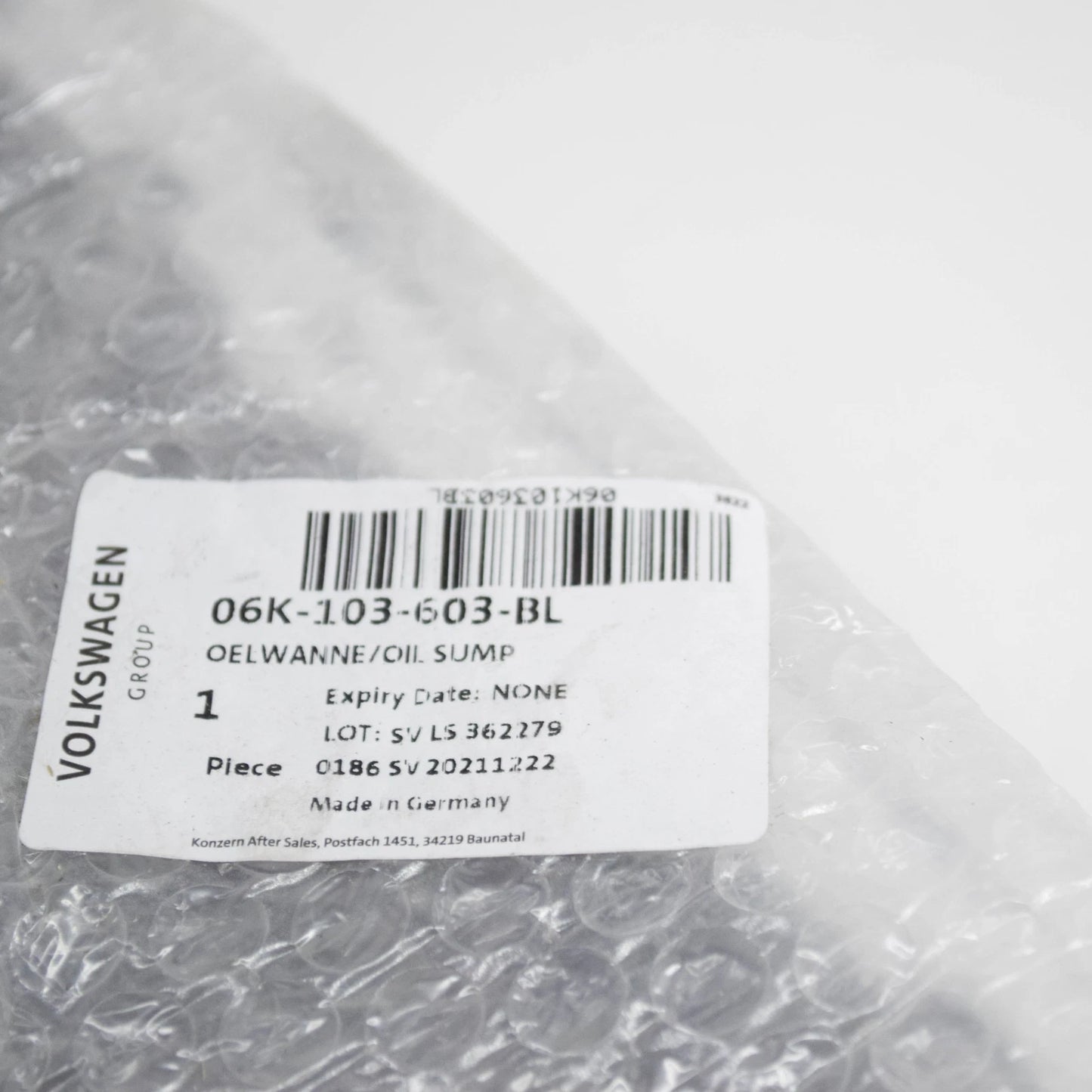 NEW VW GOLF R MK7 ENGINE UPPER OIL PAN 06K103603BL ORIGINAL