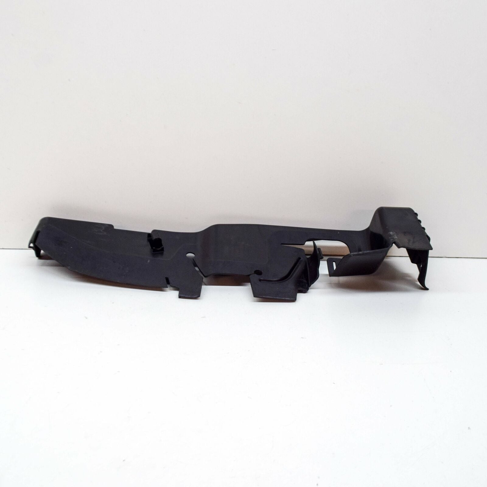 NEW AUDI Q3 F3 FRONT LEFT RADIATOR SUPPORT BAFFLE 83A121283F ORIGINAL