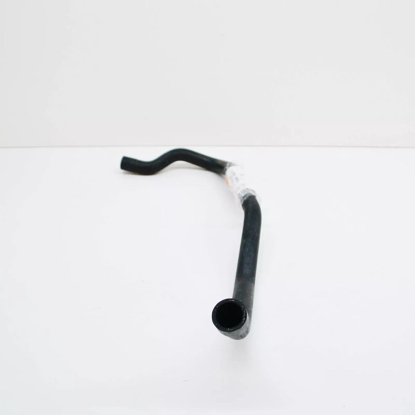 NEW BMW 5 E39 HOSE FOR ENGINE INLET AND HEATER CONTROL 64218391005 ORIGINAL