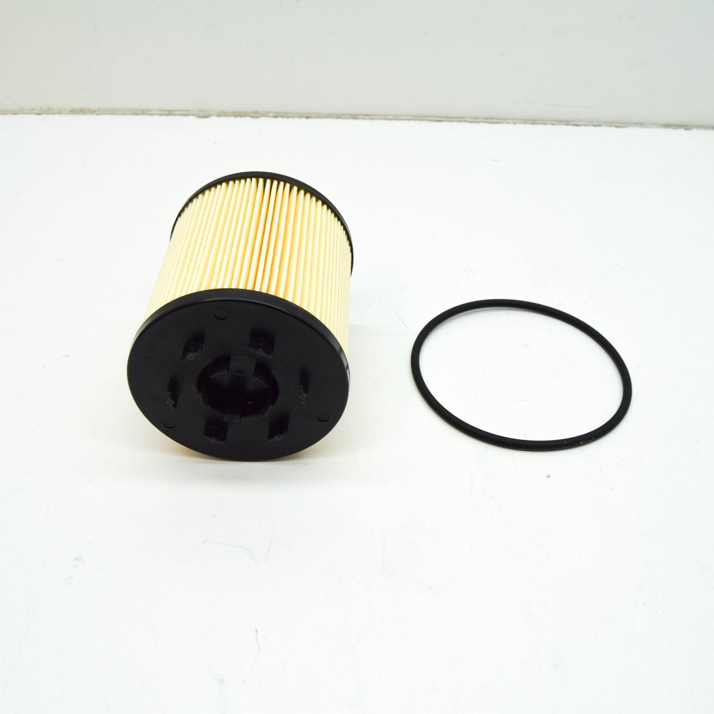 NEW AUDI Q7 4M OIL FILTER 057198405D ORIGINAL