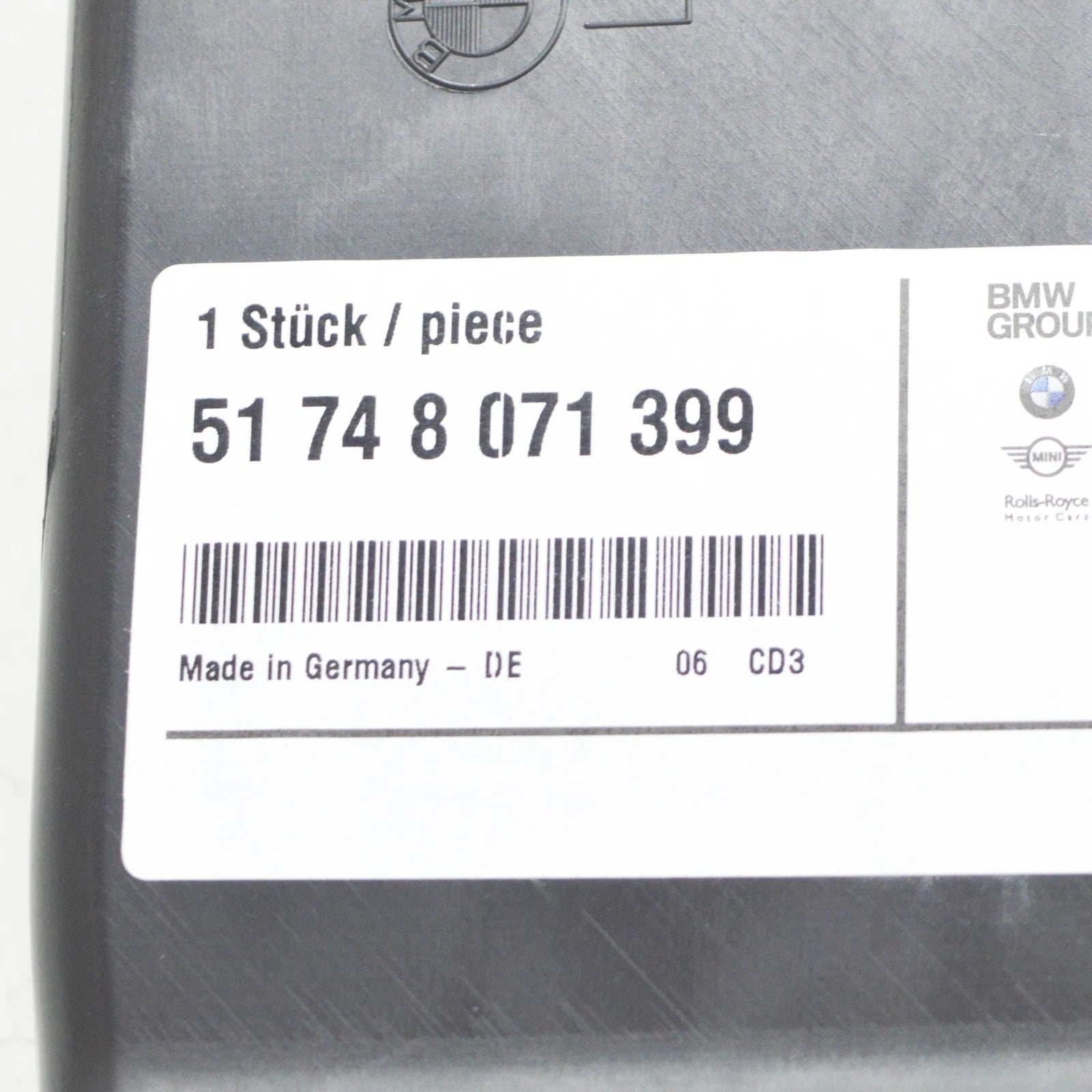 NEW BMW 3 G20, G28 FRONT LEFT RADIATOR AIR DUCT 51748071399 8071399 ORIGINAL