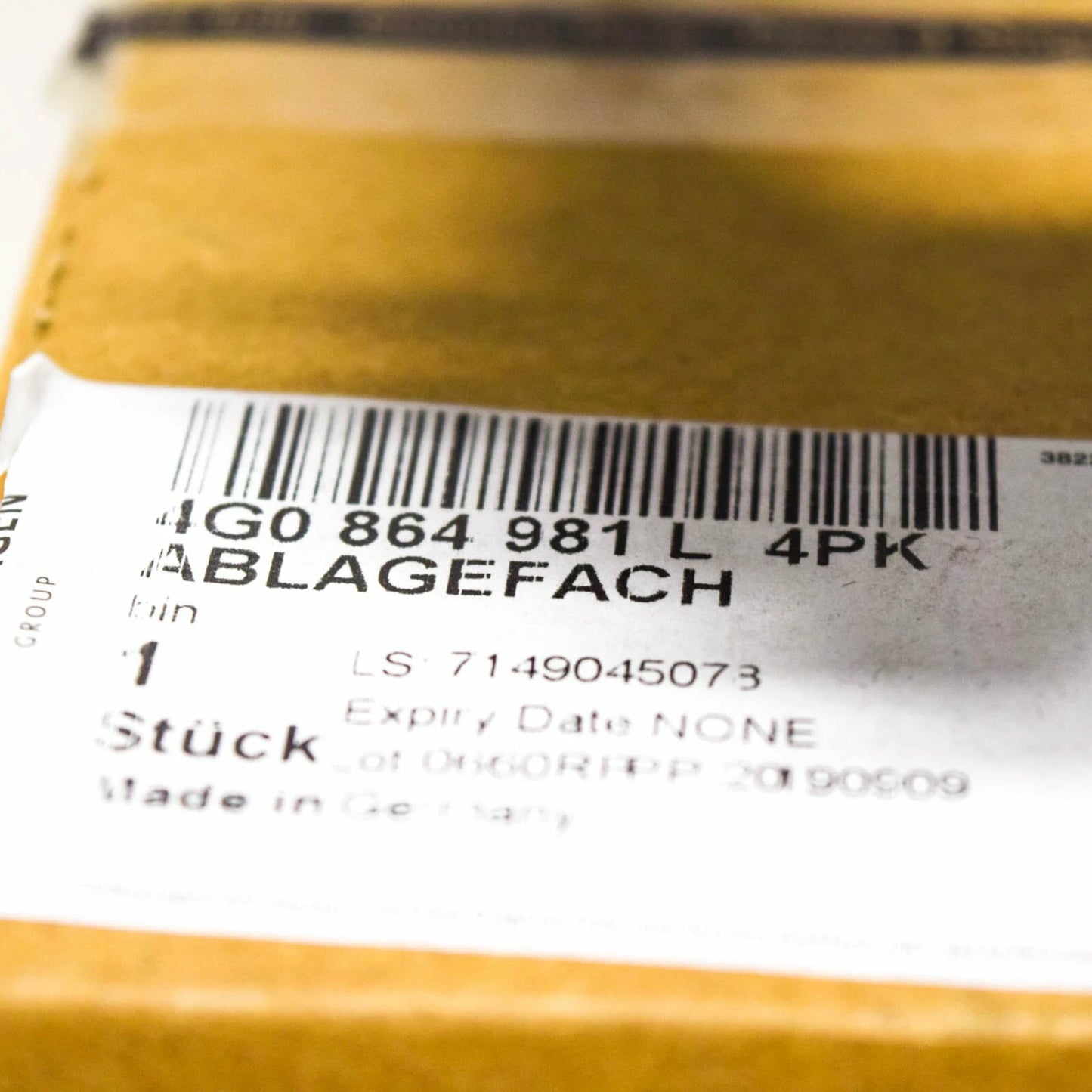 NEW AUDI A6 C7 CENTER CONSOLE STORAGE COMPARTMENT TRAY 4G0864981L4PK