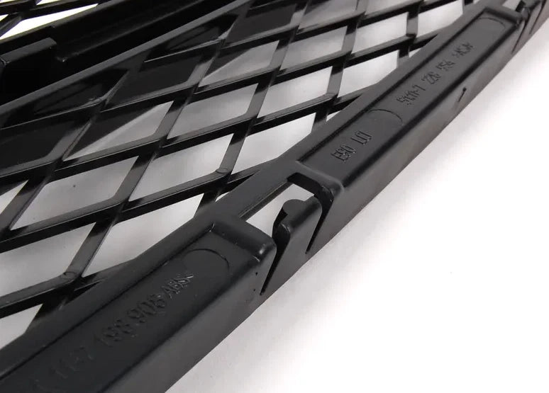 NEW BMW 3 E90 FRONT BUMPER RIGHT OPEN GRILLE 51117198908 7198908 ORIGINAL