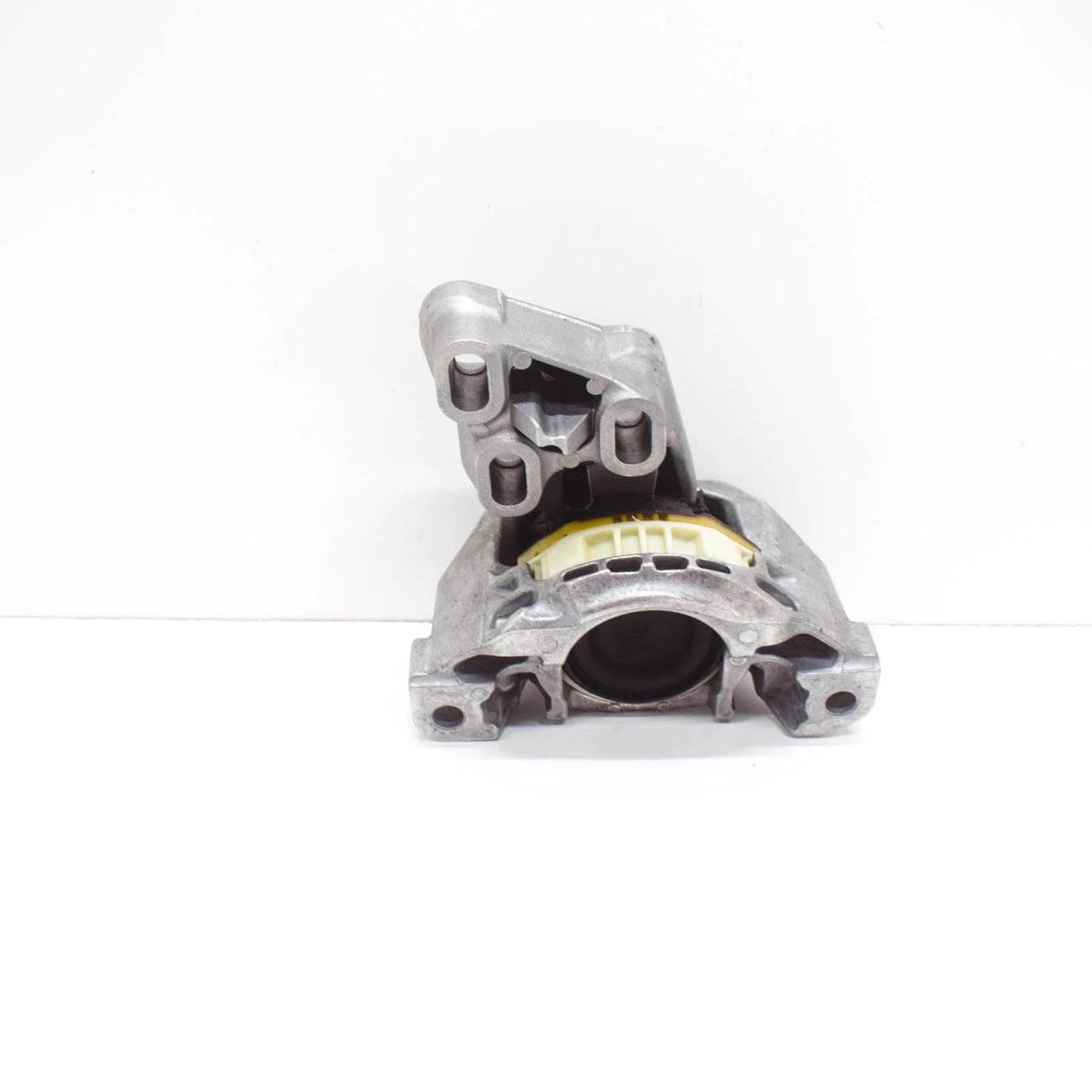 NEW MB GLA-CLASS X156 LEFT ENGINE MOUNT A2462400617 2.0 PETROL 155KW ORIGINAL