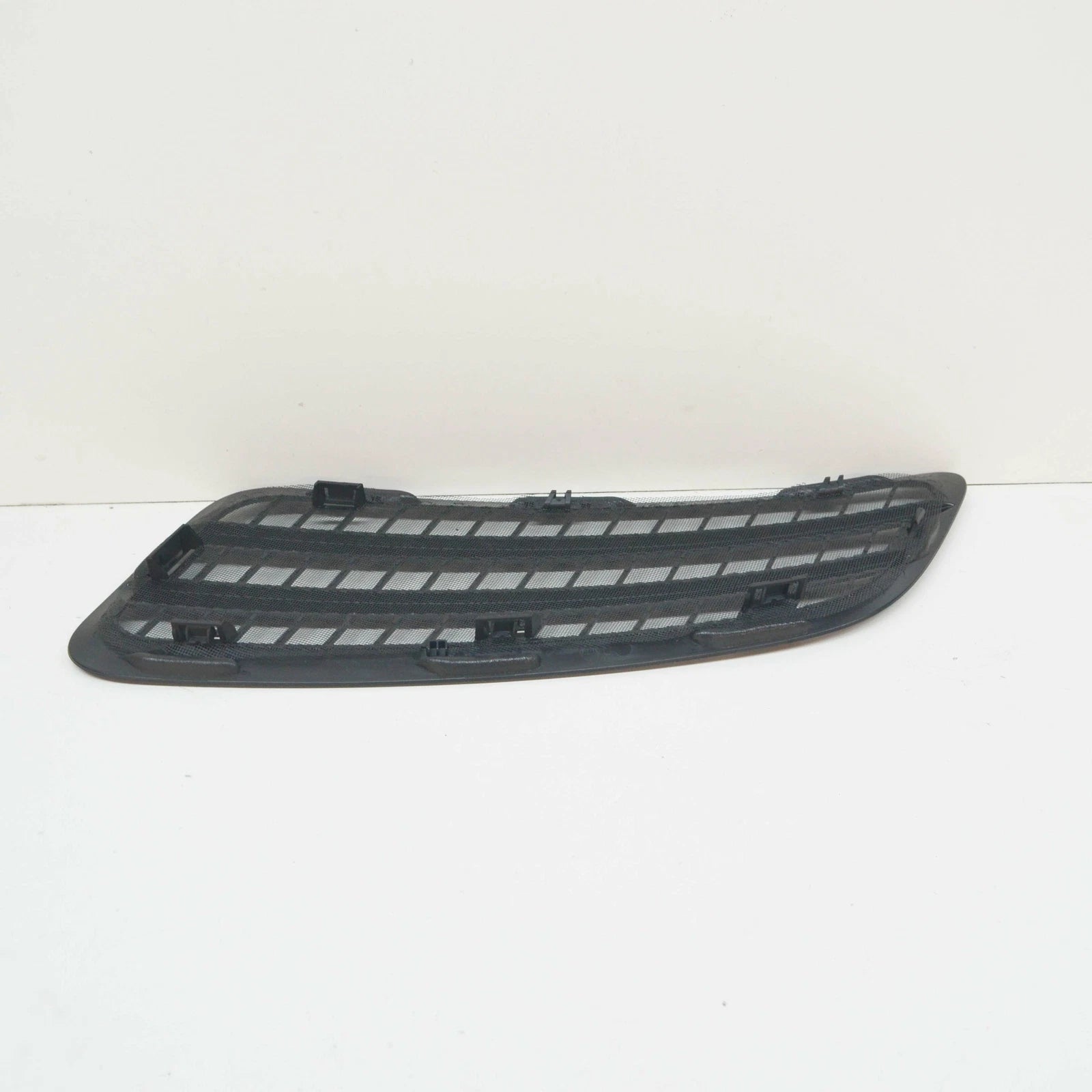 NEW MB SPRINTER 910 HOOD RIGHT VENTILATION GRILLE RHD A91083603009051