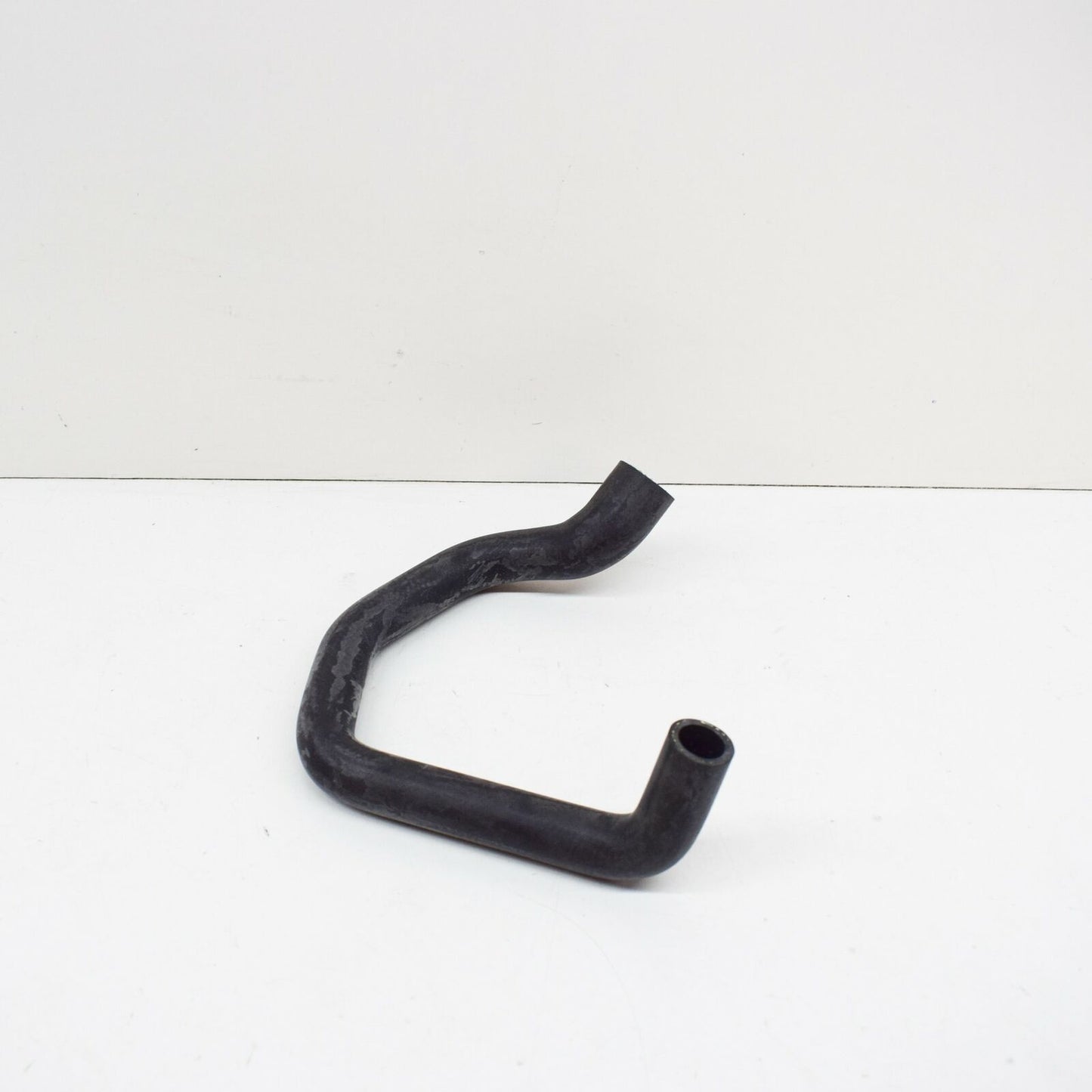 NEW MB G W463 RECIRCULATION PUMP AND RETURN PIPE ENGINE HOSE A4635016682