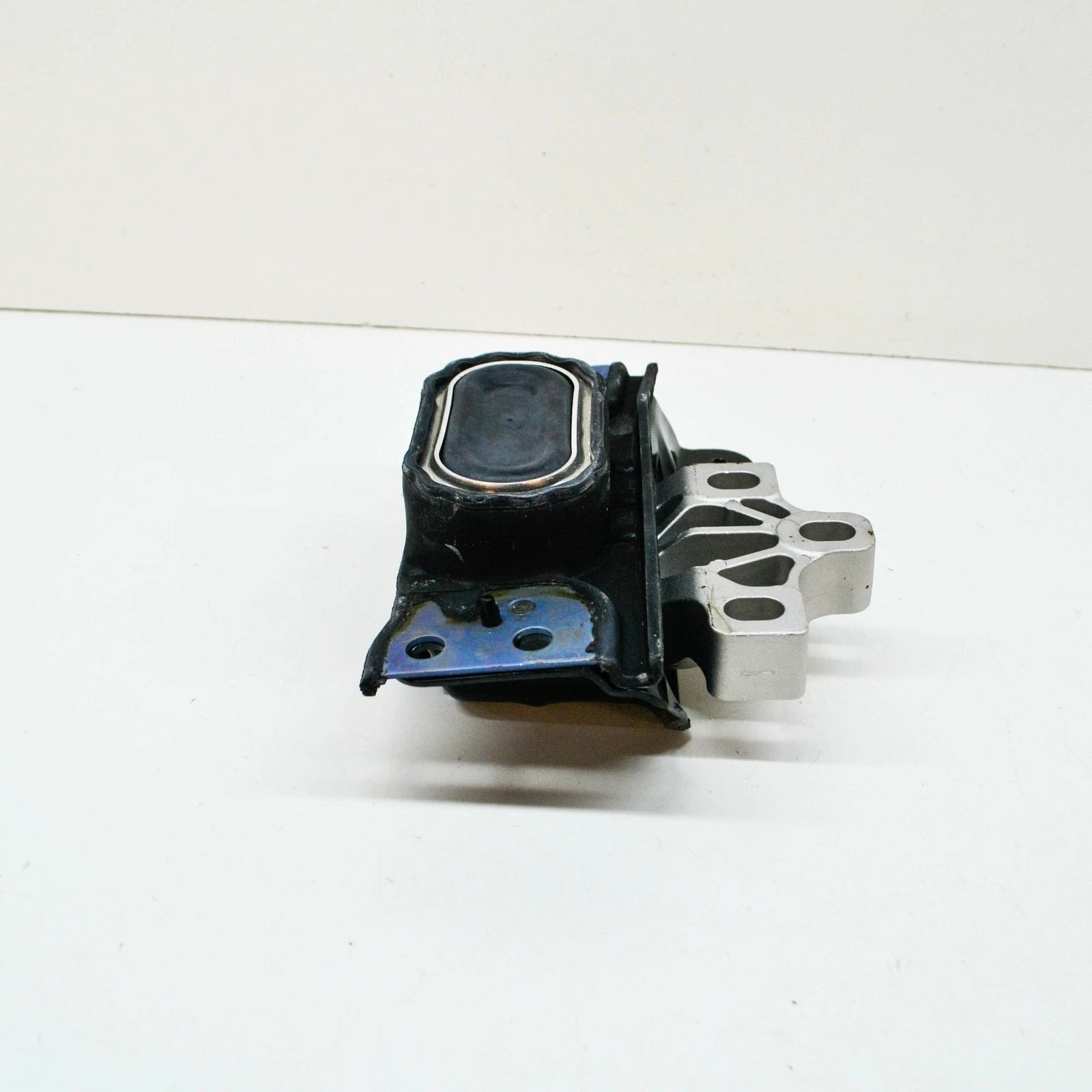 NEW AUDI RS3 SPORTBACK 8V LEFT GEARBOX MOUNT 8V0199555A ORIGINAL