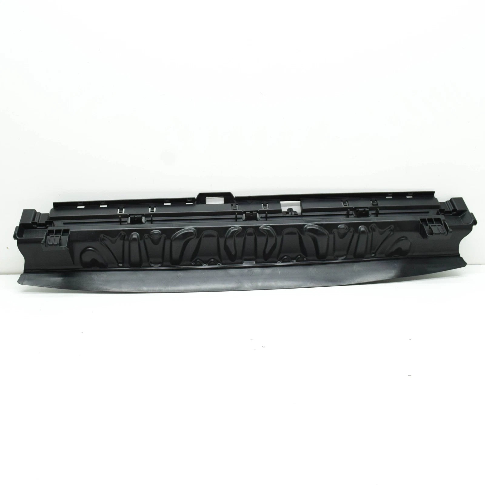 NEW MERCEDES-BENZ EQC RADIATOR LOWER AIR DUCT SEGMENT A2935050000 ORIGINAL