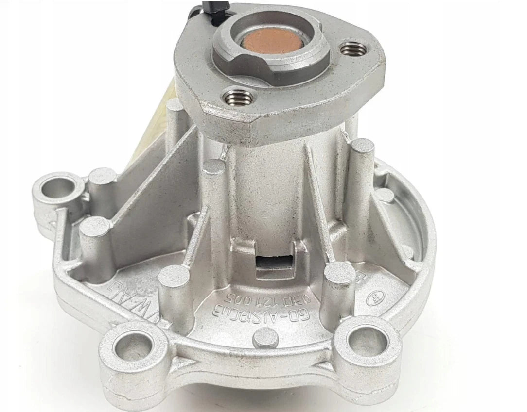 NEW VOLKSWAGEN POLO 6R COOLANT PUMP 03D121005 ORIGINAL
