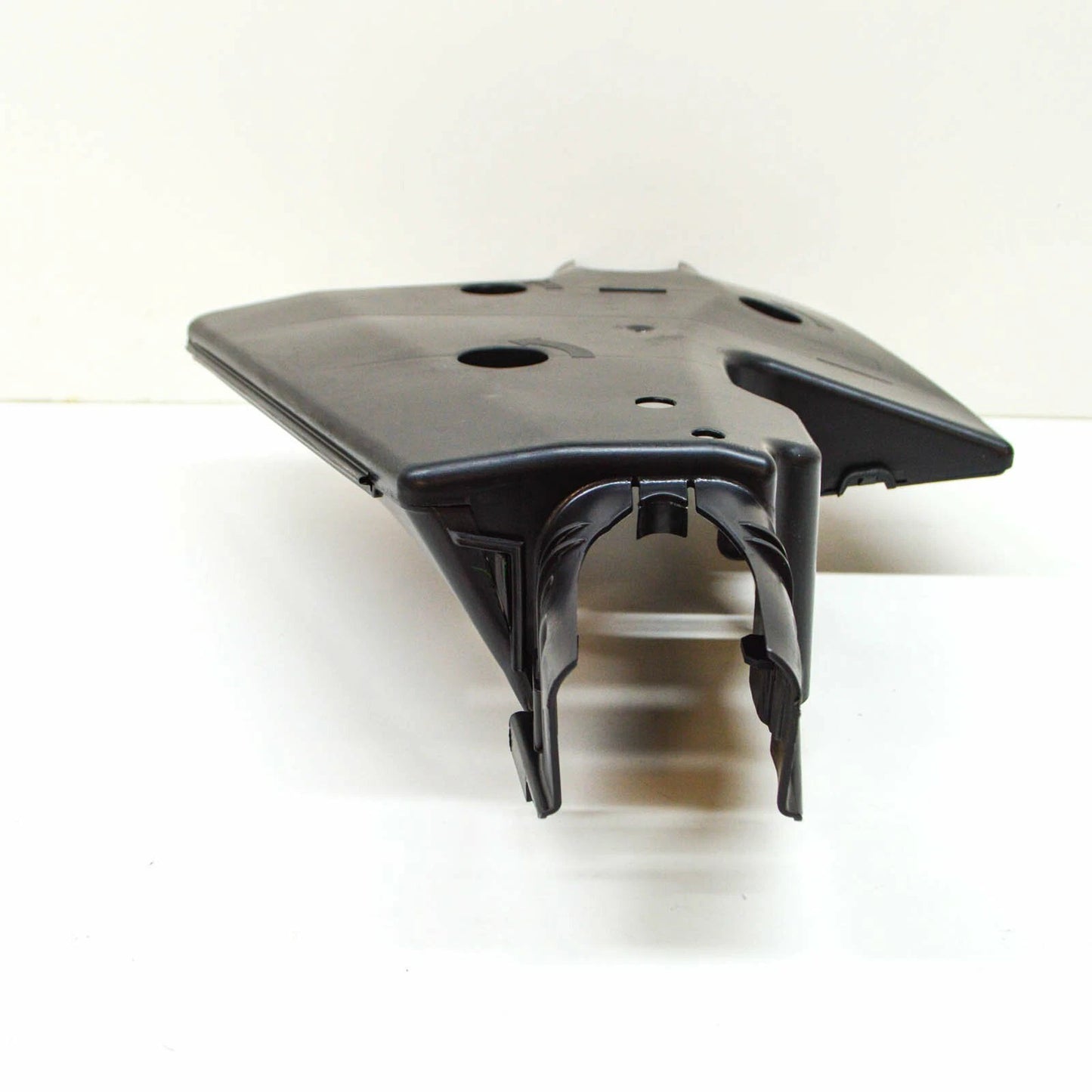 NEW MERCEDES-BENZ S-CLASS W222 REAR RIGHT WISHBONE COVER A2223520491