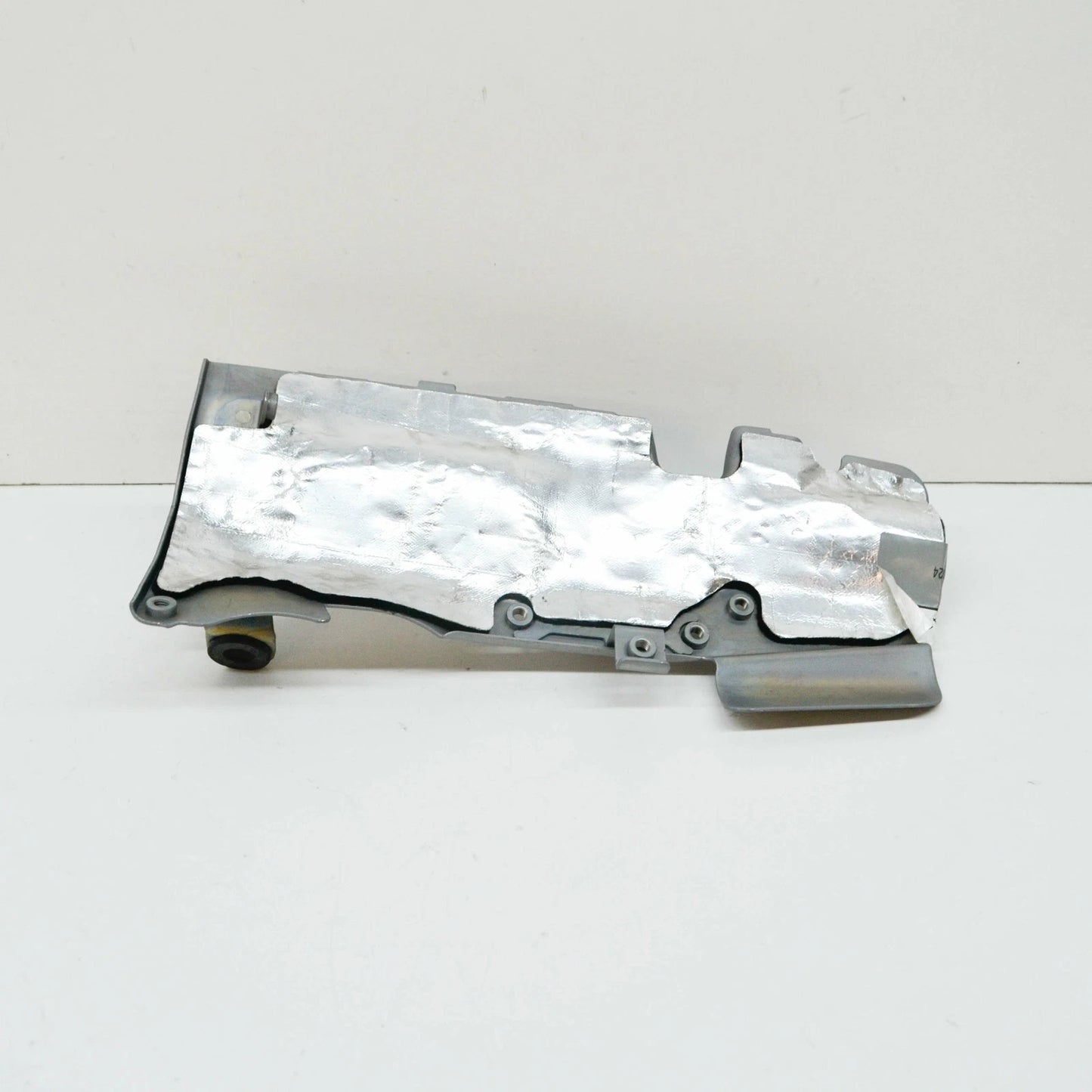 NEW MERCEDES-BENZ C W205 RIGHT SIDE HEAT SCREENING PLATE A1771507800 ORIGINAL