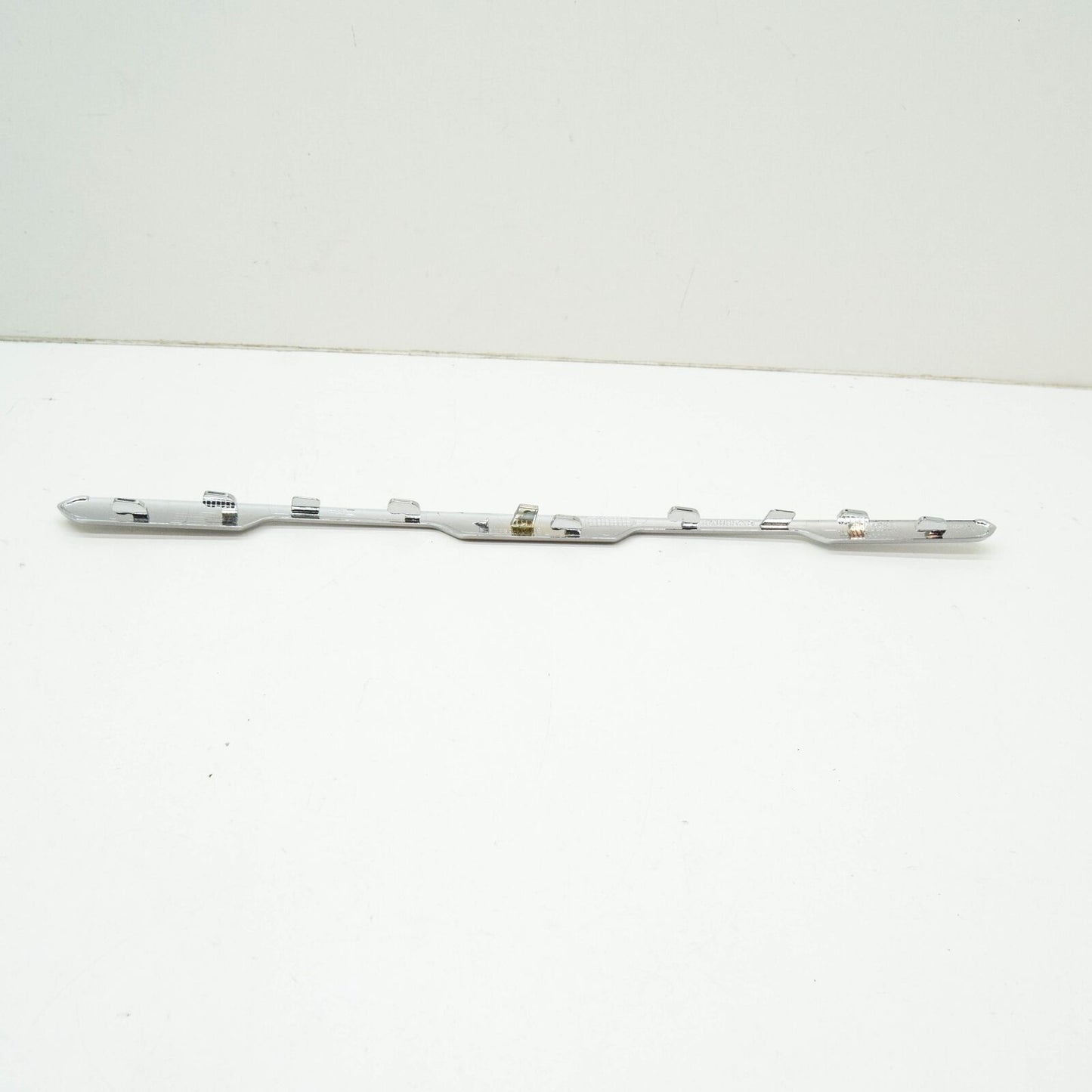 NEW MERCEDES-BENZ GLC X253 RADIATOR GRILLE LEFT TRIM BAR A2538881901 ORIGINAL