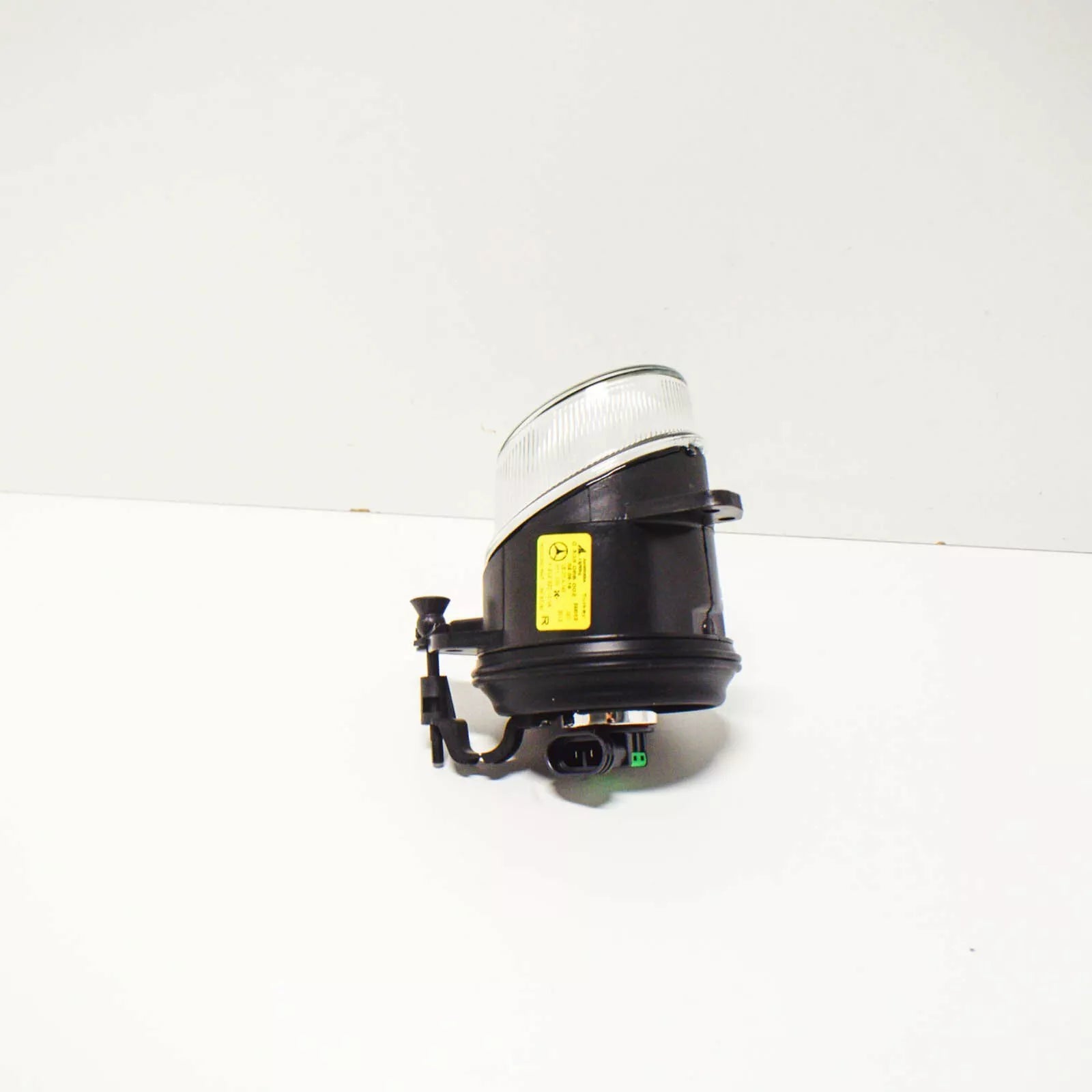 NEW MB E W212 FRONT BUMPER LEFT FOG LIGHT LAMP A2128201056