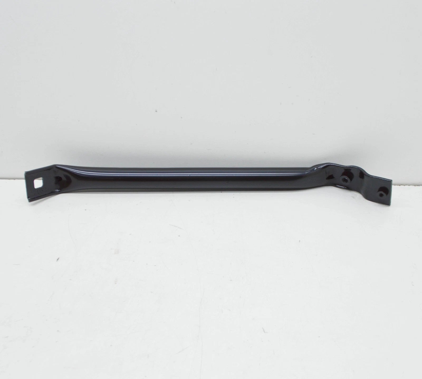 NEW BMW X5 G05 FRONT PANEL LEFT LOWER SUPPORT BRACE 51647469801 ORIGINAL