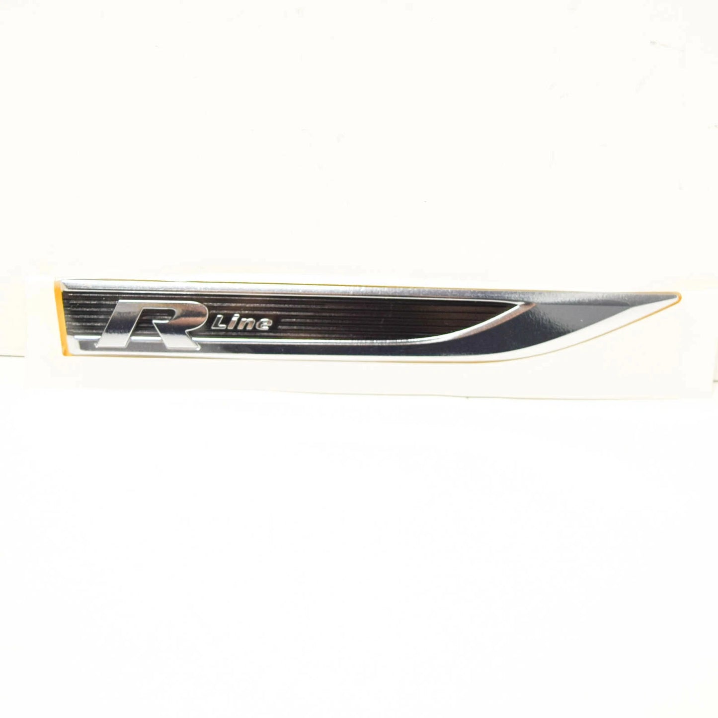 NEW VOLKSWAGEN GOLF SV LEFT FENDER R LINE EMBLEM BADGE 510853688JFOD