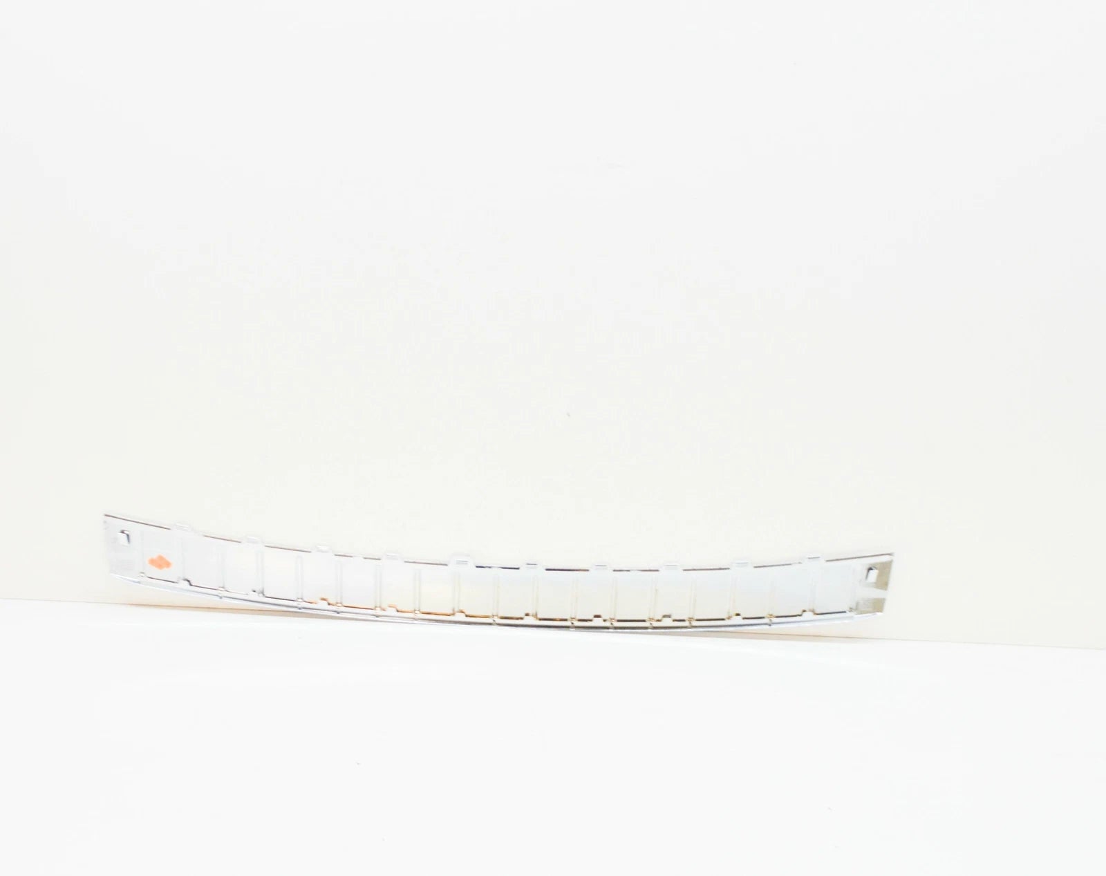 NEW VW TOUAREG 7P REAR BUMPER UPPER CHROME TRIM MOLDING 7P6807787A2ZZ ORIGINAL