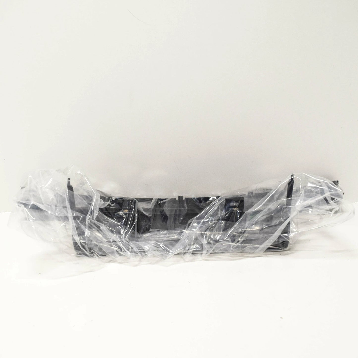 NEW BMW 7 E38 FRONT BUMPER LICENSE NUMBER PLATE HOLDER 51118150488 ORIGINAL