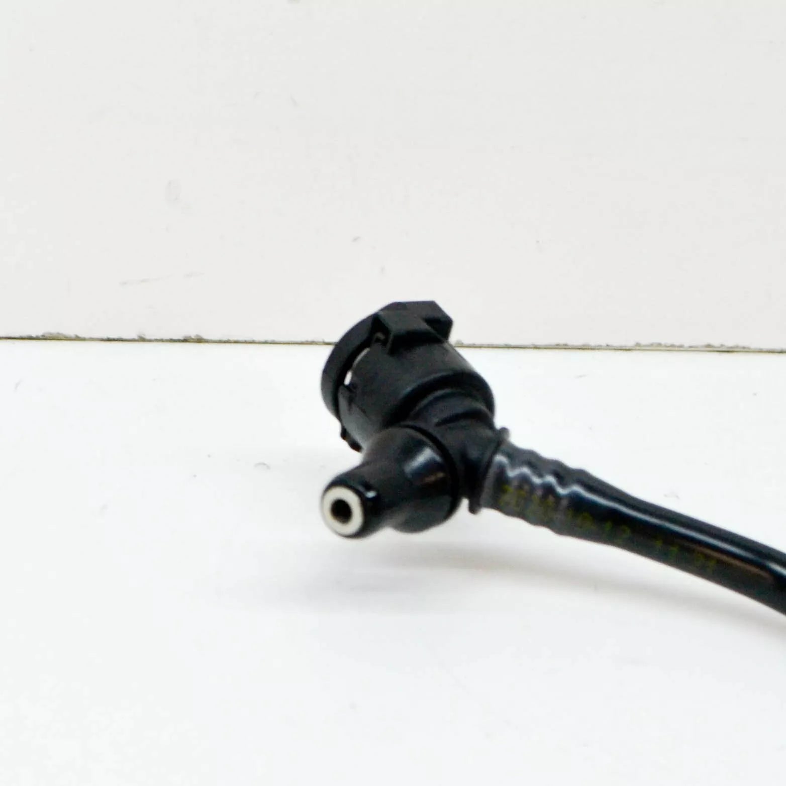 NEW BMW 1 F21 RADIATOR EXPANSION TANK HOSE 17128518965 ORIGINAL