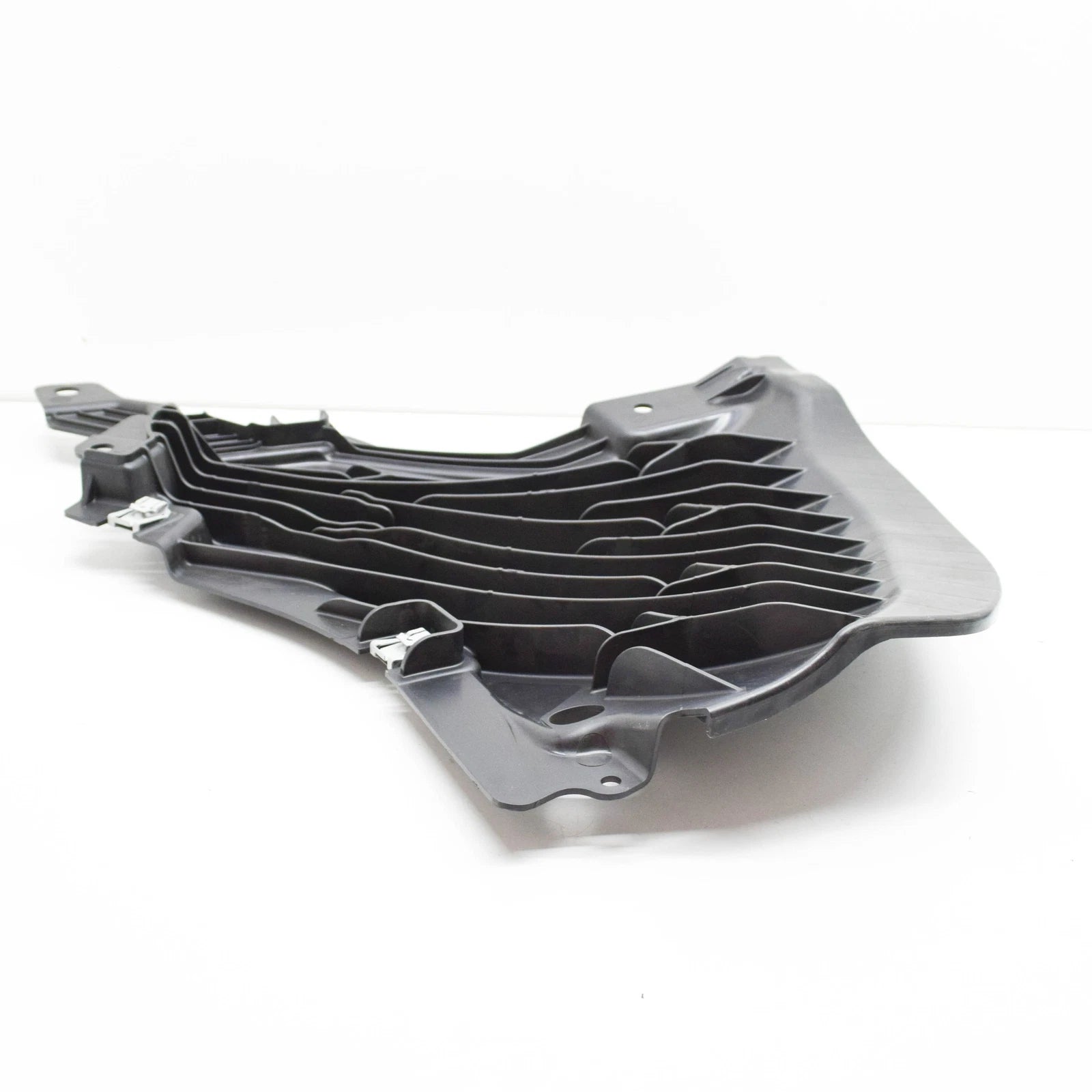 NEW MERCEDES-BENZ EQS V297 FRONT LEFT UNDERBODY COVER A2975200700 ORIGINAL