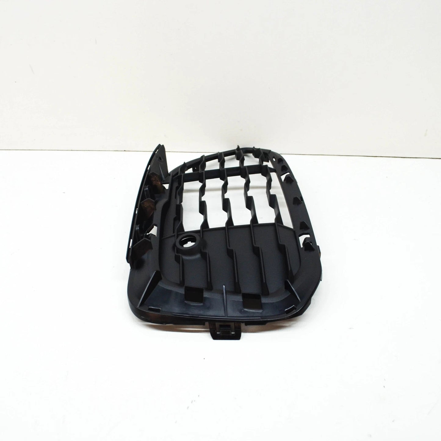 NEW BMW 1 F20 FRONT BUMPER RIGHT FOG LIGHT GRILLE 51118068606 ORIGINAL