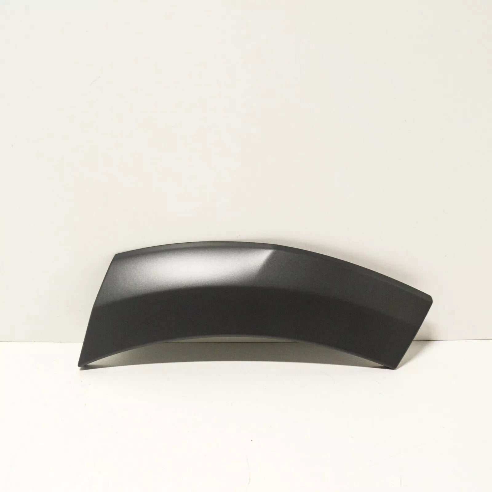 NEW AUDI Q5 8R REAR BUMPER LEFT WHEEL ARCH TRIM 8R0853827A1QP