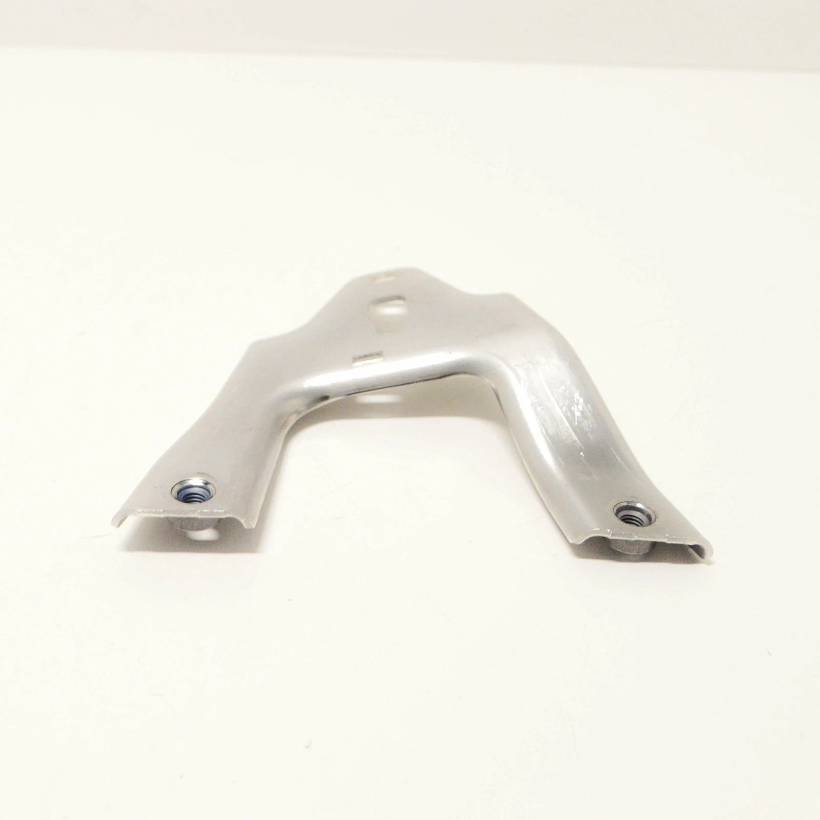 NEW MERCEDES-BENZ C-CLASS W205 RADIATOR RIGHT STRUT SUPPORT A2056204100 ORIGINAL