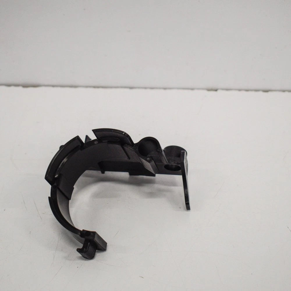 NEW BMW 5 G30 WATER PUMP BRACKET HOLDER 17118632136 8632136 ORIGINAL