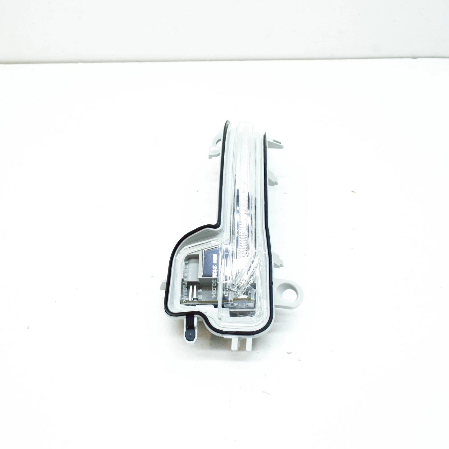 NEW BMW 2 F45 FRONT RIGHT WING MIRROR TURN SIGNAL 63137377964 2015 ORIGINAL