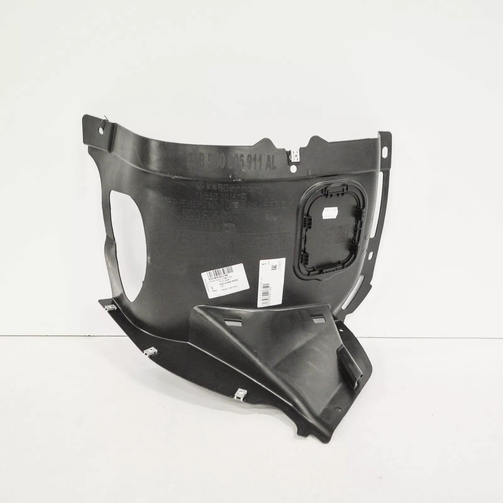 NEW VW GOLF FRONT LEFT FENDER SPLASH SHIELD EXTENSION MK7 5G0805911AK ORIGINAL