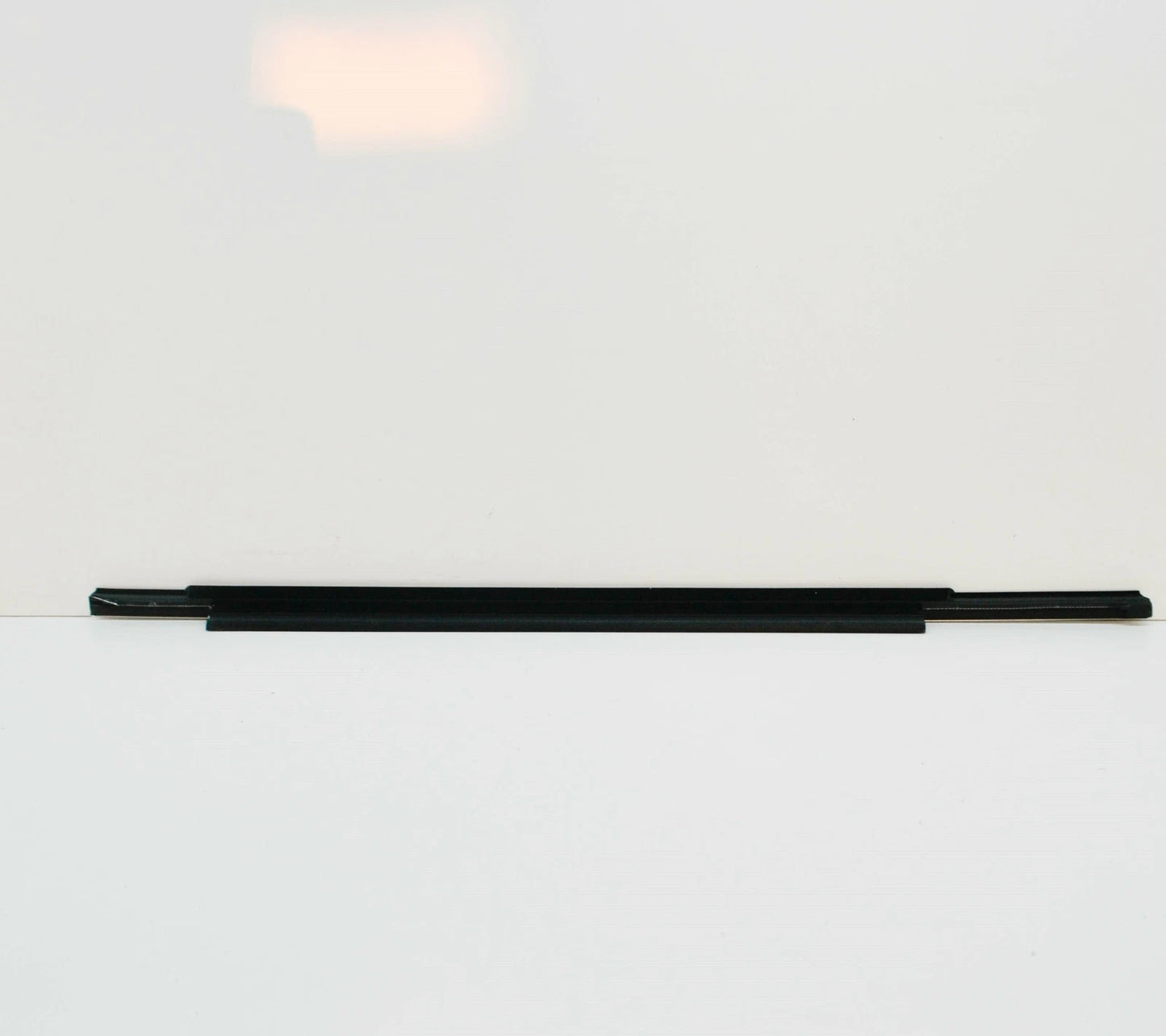 NEW AUDI A8 D4 REAR RIGHT DOOR WINDOW SLOT SEAL 4H0853764D2ZZ
