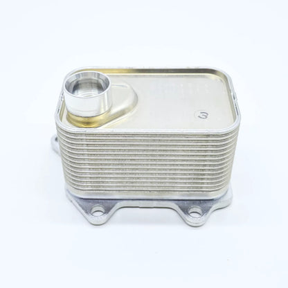 NEW AUDI A1 SPORTBACK GB ENGINE OIL COOLER 06L117021G ORIGINAL