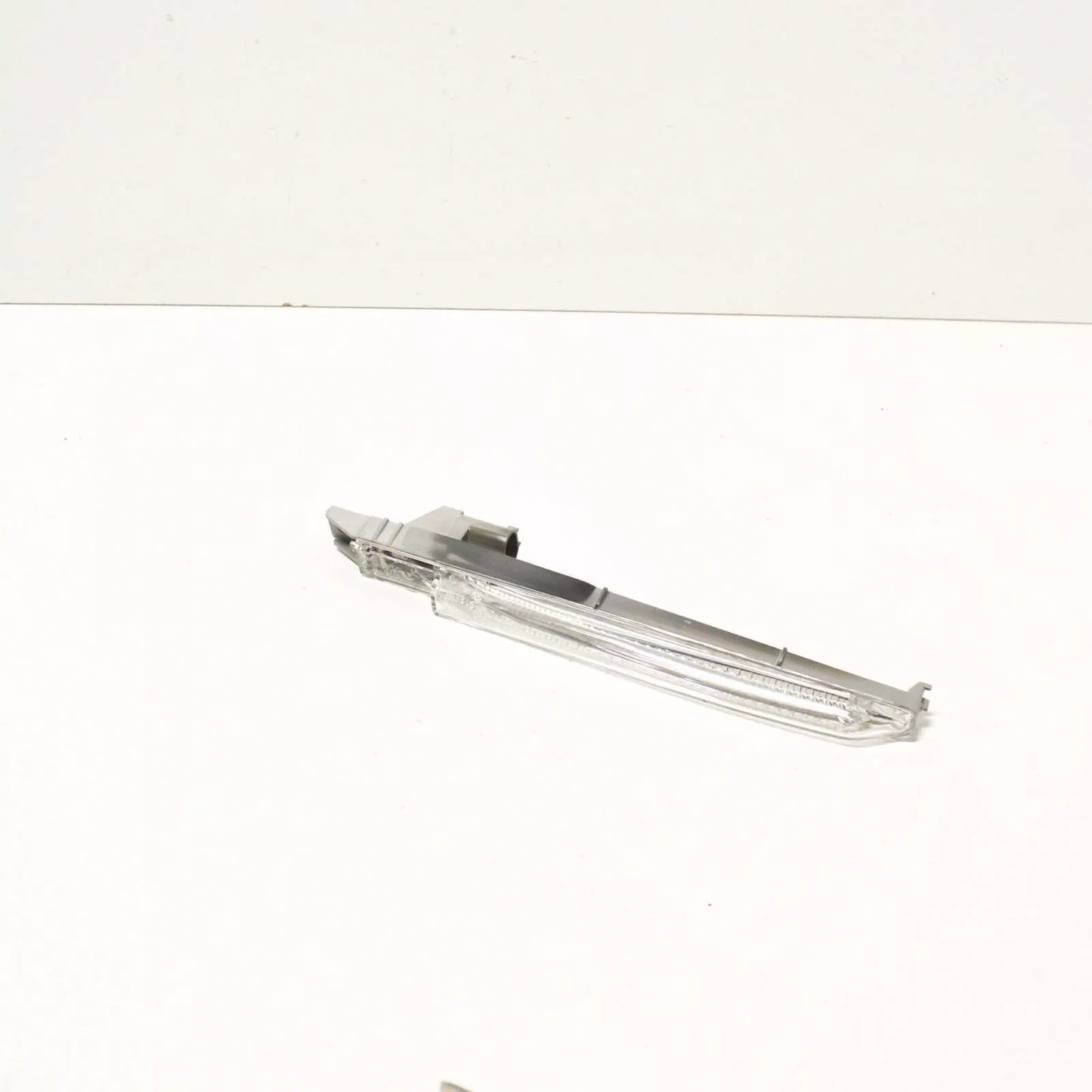 NEW BMW M5 F10 LEFT ADDITIONAL M TURN INDICATOR LAMP 51654805795 ORIGINAL