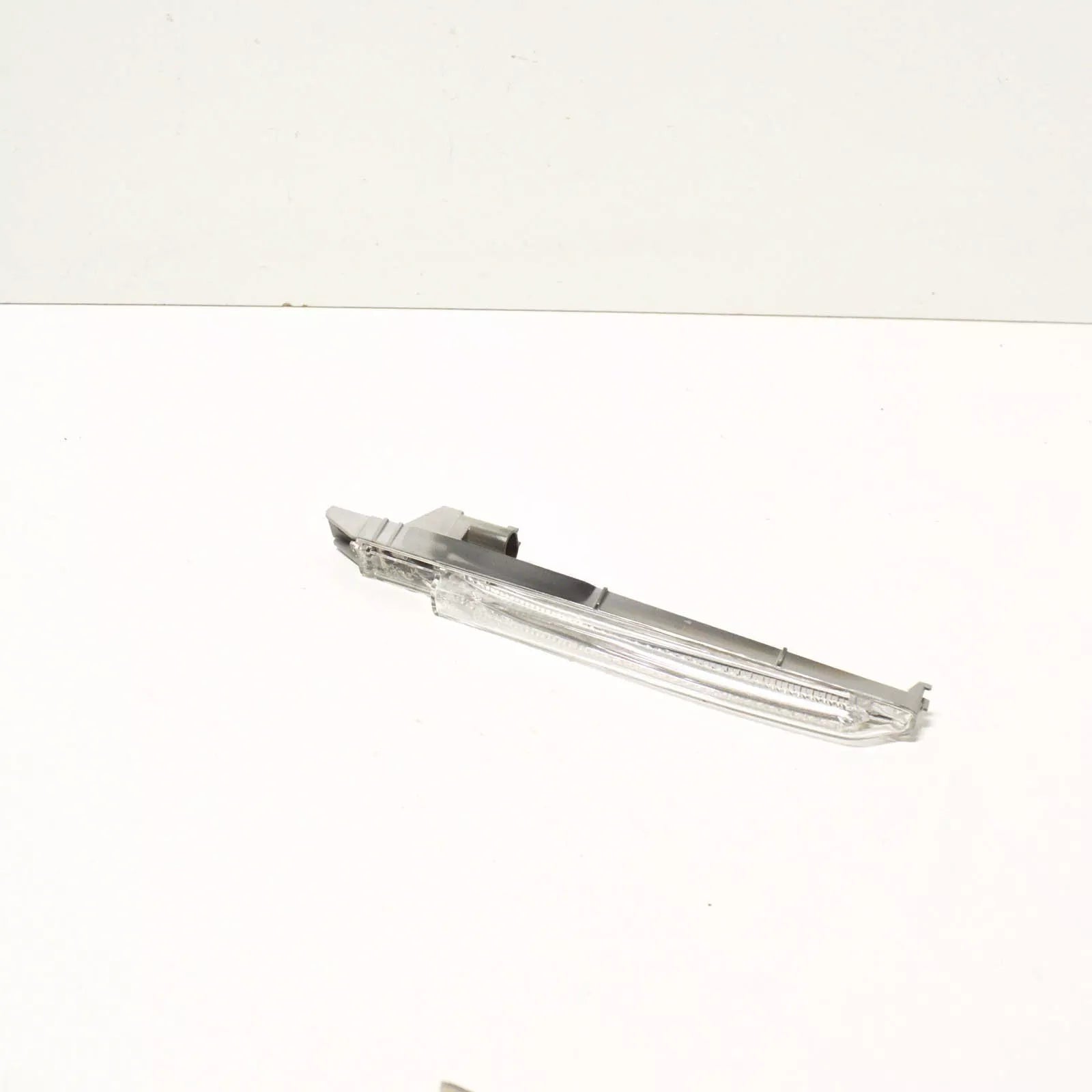 NEW BMW M5 F10 LEFT ADDITIONAL M TURN INDICATOR LAMP 51654805795 ORIGINAL