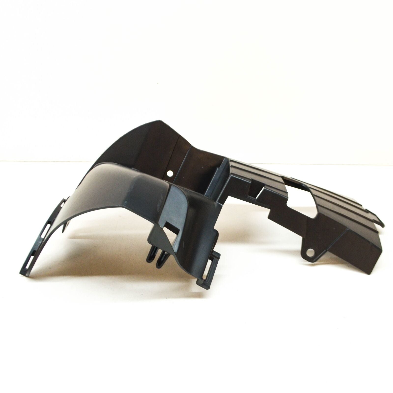 NEW MERCEDES-BENZ M-CLASS W166 FRONT BUMPER RIGHT BRACKET A1668850124 ORIGINAL