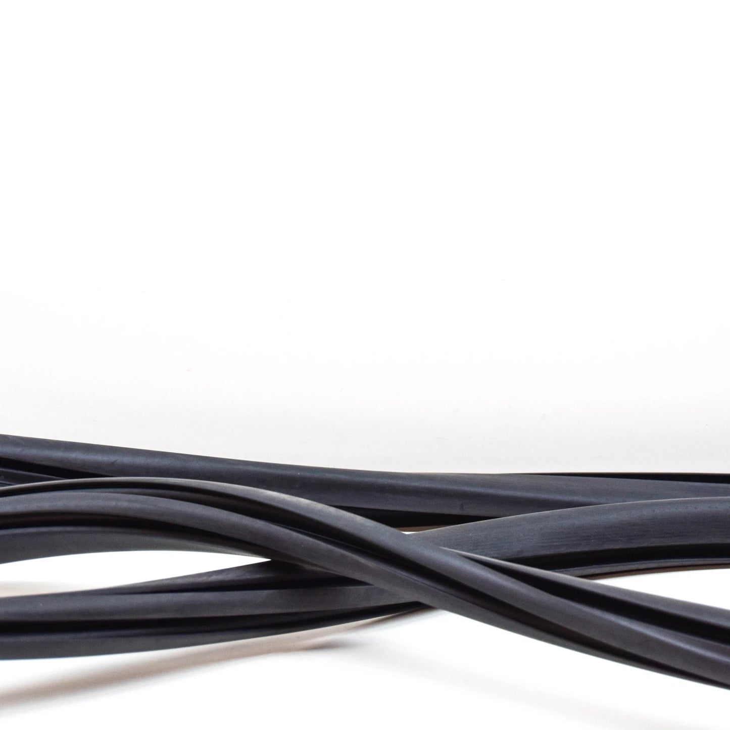 NEW BMW 3 E30 FRONT WINDSHIELD GLASS SEAL 51311972248 1972248 ORIGINAL