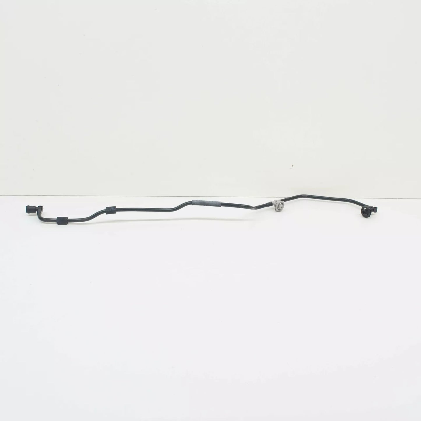 NEW AUDI A5 8W6 COOLING SYSTEM BREATHER LINE 8W1121081BK