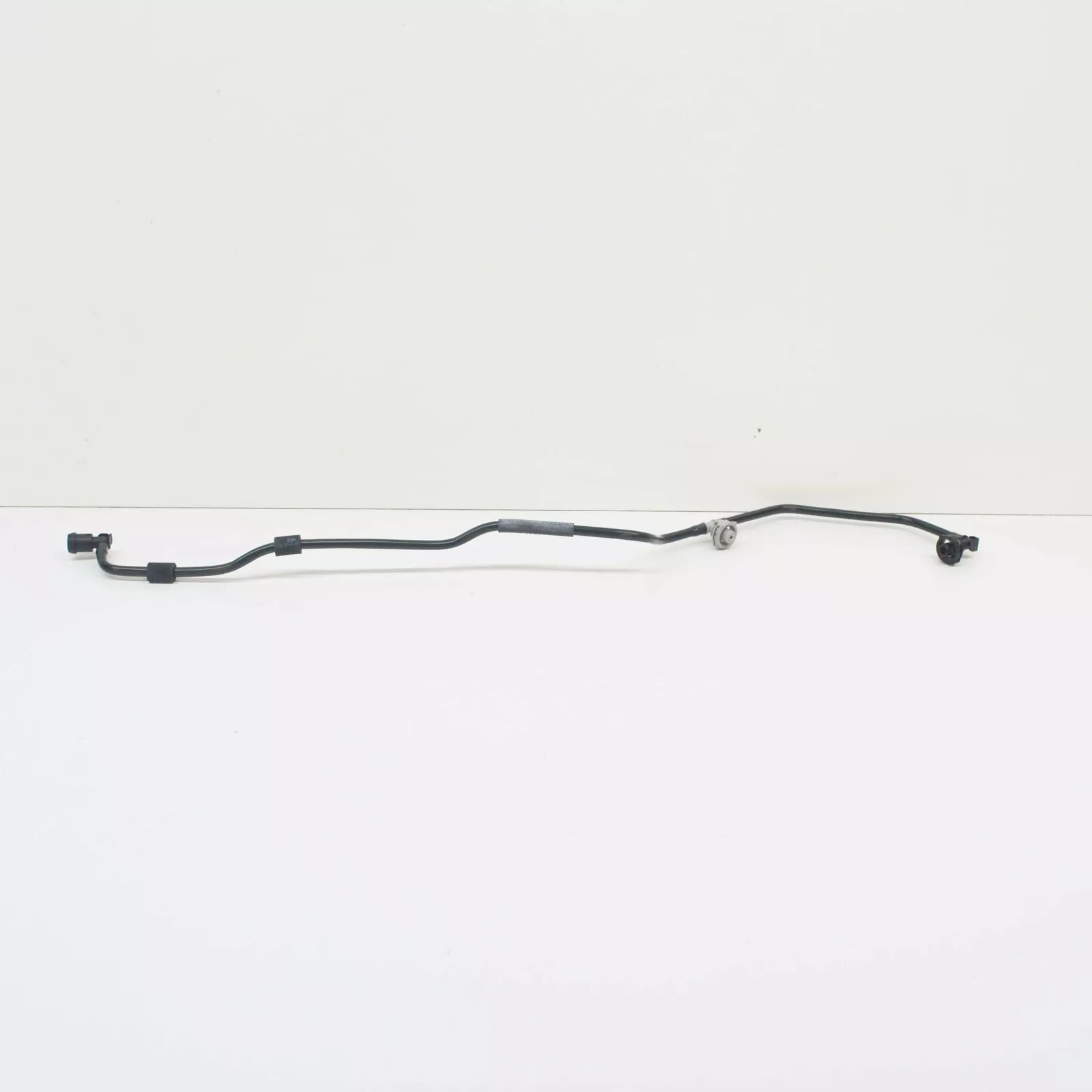 NEW AUDI A5 8W6 COOLING SYSTEM BREATHER LINE 8W1121081BK
