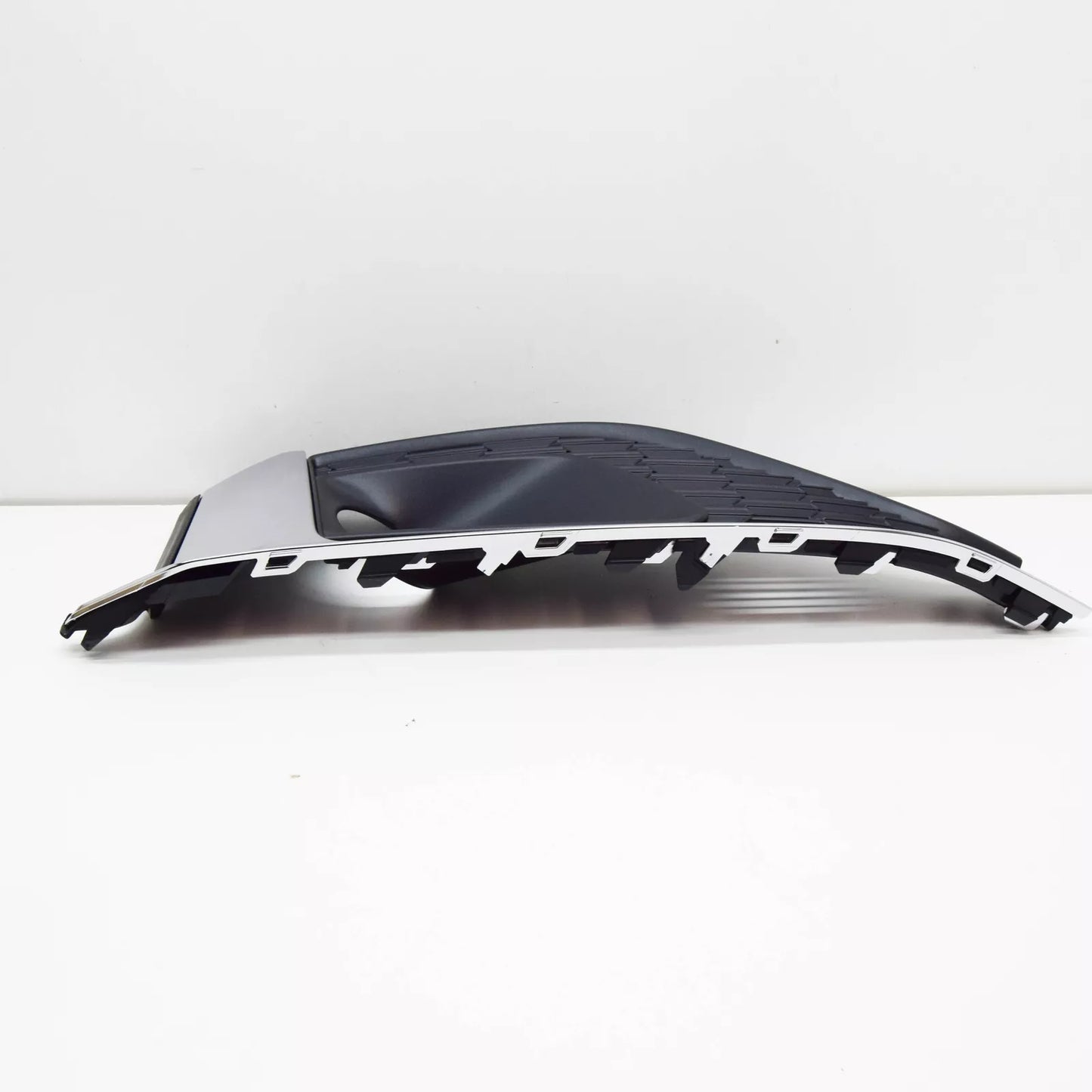 NEW AUDI A5 SPORTBACK F5 FRONT RIGHT AIR GUIDE GRILLE 8W6807682S3Q7 ORIGINAL